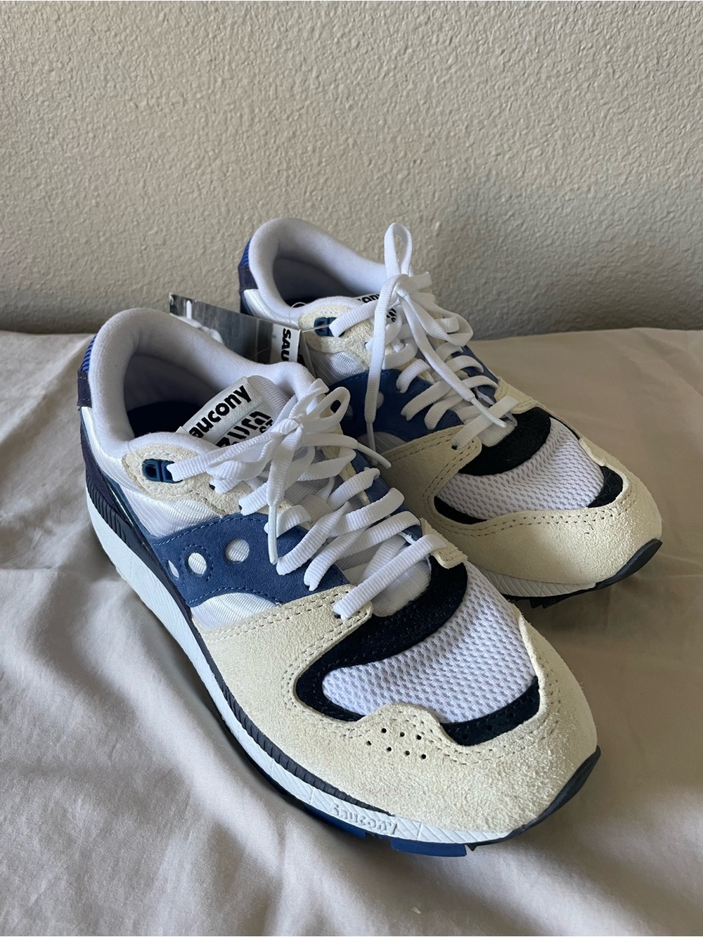 Saucony Azura Men’s Size 5 (S70493-1)